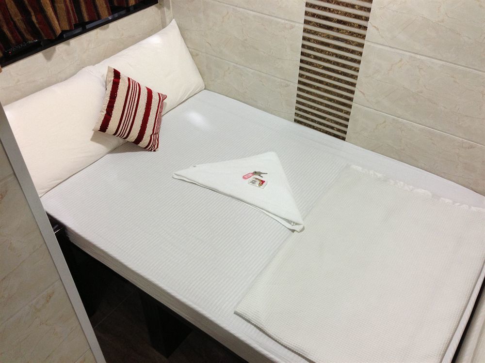 Shanghai Hostel Hk Hong Kong Extérieur photo